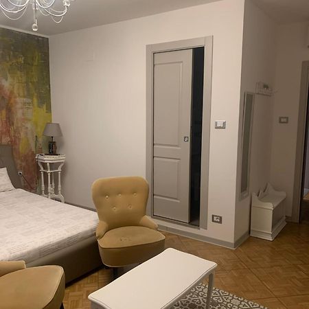 The First Apartment Triest Exterior foto